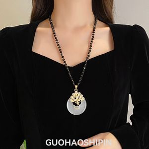 Korean Style Elegant <b>Long</b> <b>Necklace</b> With Plant Pendant Gold Tone Crystal Inlay For Women Fashion Jewelry Accessory - Product Image 1