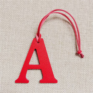 Llavero de Lujo de Diseñador en Cuero Genuino de Vaca con Letra, Colgante para Bolso, Adorno para Bolsos, Etiquetas para Equipaje, Accesorios para Chicas - Product Image 2