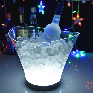 Nuevo diseño <span class=keywords><strong>de</strong></span> plástico acrílico transparente cerveza vodka champán eléctrico luz led cubo <span class=keywords><strong>de</strong></span> <span class=keywords><strong>hielo</strong></span> - Product Image 3