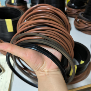 Kits d'étanchéité haute température personnalisables de toutes tailles : joints toriques, guides de joints, joints d'huile, joints en V - Product Image 3