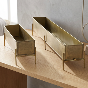Juego de 2 Macetas Cuadradas de Hierro y Madera de Acacia, Estilo Americano, Simple y Moderno, para Uso en Exteriores - Product Image 2