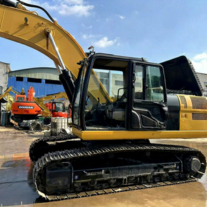 Excavatrice sur chenilles CAT 325D jaune, équipement de construction lourd, machine de terrassement hydraulique montée sur chenilles - Product Image 1