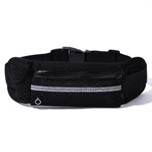 Riñonera Deportiva Personalizada de Nailon Unisex, Bolso de Cintura Cruzado con Patrón de Letras y Cierre de Cremallera - Product Image 2