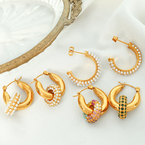 Pendientes de Aro Chapados en Oro con Incrustaciones de Perlas y Diamantes de Imitación, Diseño Geométrico en Forma de U, Joyería para Fiesta, Poste de Acero Inoxidable - Product Image 1