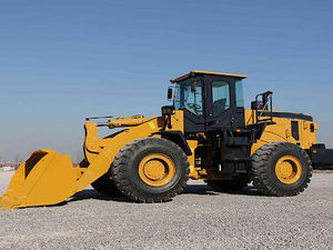 Cargadora de Ruedas de 5 Toneladas de Doble Construcción con Rendimiento Estable en Condiciones de Trabajo en Pendientes, Disponible en Stock - Product Image 4