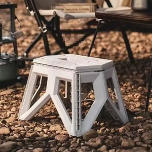 Tabouret pliant portable pour le camping en plein air, léger, robuste et résistant aux charges lourdes, idéal pour la randonnée, la pêche et les pique-niques - Product Image 1