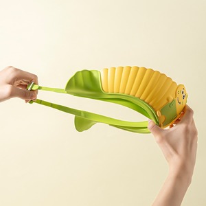 Bonnet de douche dinosaure pour enfants, imperméable, en plastique, avec protection pour les oreilles - Product Image 4