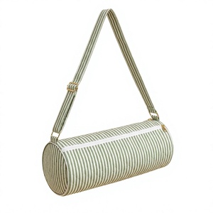 Bolsa de Yoga Acolchada de Algodón Hecha a Mano, con Estampado Floral, Ecológica, para Transportar Tapetes de Yoga, Pilates, Gimnasio y Viajes - Product Image 1