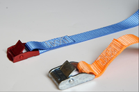 Sangle de serrage rapide à boucle à pression en polyester orange et zinc pour l'ajustement direct des marchandises