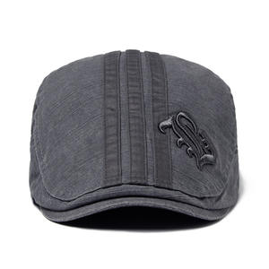 Berretto Classico Ricamato con Lettere, Elegante e Traspirante in Cotone Grigio, Cappelli Berretto Vintage per Uomo - Product Image 2