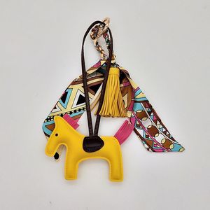 Da sang Trọng Quà Tặng Dachshund Dog <span class=keywords><strong>PU</strong></span> da Móc Chìa Khóa tua động vật trang trí Thiết kế túi quyến rũ Mặt dây chuyền xe <span class=keywords><strong>Keyring</strong></span> cho phụ nữ - Product Image 5