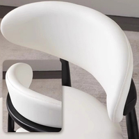 Chaise en cuir domestique pour salon chaise de salle à manger d'hôtel chaise de tapis souple pour tabouret de salle de réunion