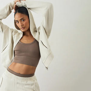 Sudadera con capucha corta extragrande de algodón cálido de felpa francesa lisa para mujer, con cremallera, de alta calidad, con logotipo personalizado OEM para gimnasio y deportes. - Product Image 2