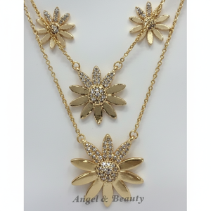 Eleganti orecchini geometrici di perle Clipp su orecchini pendenti alla moda in rame e ottone con un bordo alla moda per gli abiti - Product Image 1