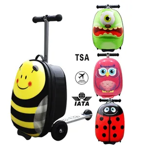 Valigia di moda di design personalizzato a buon mercato rideable maletas scooter trolley bagaglio da viaggio per bambini