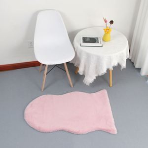 Alfombra peluda blanca moderna al por mayor alfombra de piel de oveja de imitación de nuevo diseño Alfombra de lana esponjosa poliéster para sala de estar - Product Image 4