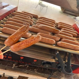 Salsiccia di maiale arrosto su pietra vulcanica 7 #   Carne Pura al 100% a Basso Contenuto di Zuccheri - Conservazione Congelata a -18°C - Durata 1 Anno - Vendita Diretta dal Produttore - All'Ingrosso - Product Image 2
