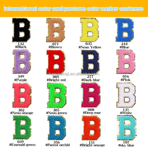 Vente en gros <span class=keywords><strong>26</strong></span> lettres de l'alphabet patchs en chenille patchs de broderie de lettres personnalisés pour sac et chapeaux - Product Image 5