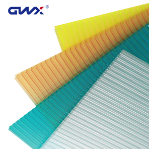 Usine <span class=keywords><strong>pas</strong></span> <span class=keywords><strong>cher</strong></span> prix feuille <span class=keywords><strong>de</strong></span> toit solaire coloré 10-16mm Multi <span class=keywords><strong>Polycarbonate</strong></span> creux <span class=keywords><strong>plaque</strong></span> en nid d'abeille panneau cellulaire - Product Image 2