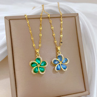 Kalung Liontin Bunga Stainless Steel Lapis Emas 18K Setting Zirkon Bezel Hadiah Wanita Hijau Biru Gelombang Air Pesta Lucu