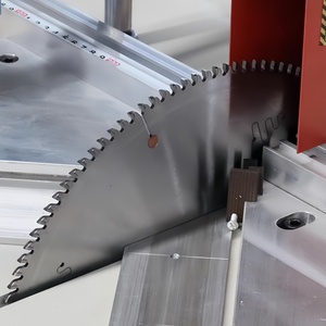 Machine à découper les portes d'armoires 305 (scie multifonctionnelle) Machine à découper l'aluminium Machine de fabrication de fenêtres et de portes - Product Image 4