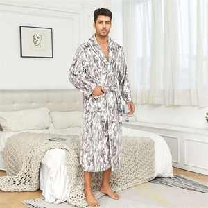 Usa Warehouse Discount Price Winter 5 <b>Star</b> Hotel Plush Hooded Fleece Long Bathrobes <b>Pyjamas</b> Men Sleepwear Stripe Bath Robe - Product Image 6