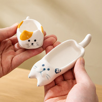 Plat à sauce japonais en céramique en forme de chat mignon avec support pour baguettes, idéal pour la sauce soja, le vinaigre et les plats chauds – Plat à assaisonnement pour restaurant