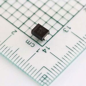 new - original SMBJ58A/SMB SMB DO-214AA Diodes TVS Diodes 93.6V 600W Unidirectional - Product Image 1