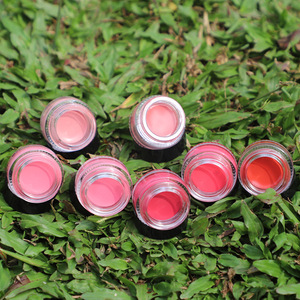 Crème blush vegan hautement pigmentée, 7 couleurs, couvercle blanc ou noir, personnalisable avec votre logo. - Product Image 5