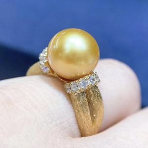 Bague de mode en argent 925 importé exquis avec incrustation de perles d'or naturel, finition givrée, livrée avec boîte cadeau - Product Image 4