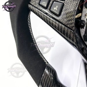 Volante de Fibra de Carbono para Automóvil con Luces LED y Palancas de Cambio para E60 E61 E62 E63 2005-2010 - Product Image 2