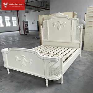 <span class=keywords><strong>Lit</strong></span> <span class=keywords><strong>double</strong></span> <span class=keywords><strong>en</strong></span> bois massif sculpté de style rétro français, pour chambre principale de villa, style campagnard américain, couleur crème, avec éléments <span class=keywords><strong>en</strong></span> <span class=keywords><strong>rotin</strong></span>, <span class=keywords><strong>lit</strong></span> de princesse - Product Image 2