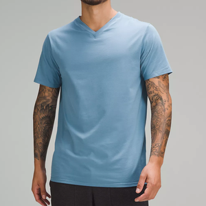 T-Shirt Oversize per Uomo in Cotone Pesante 300 Gsm, Stampa Serigrafica Personalizzata di Alta Qualità - Product Image 4