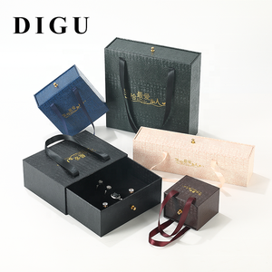 Caja de Joyería DIGU con Diseño de Piel de Cocodrilo y Asa de Listón, Juego de Empaque de Joyería de Papel Texturizado con Bolsa de Regalo a Juego - Product Image 4