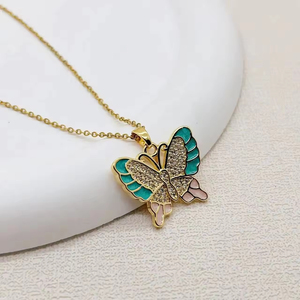 Nuevo y Hermoso Collar con Colgante de Mariposa con Circonitas, Chapado en Oro de 18K, Joyería de Lujo para Bodas y Fiestas - Product Image 2