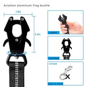Laisse tactique pour <span class=keywords><strong>chien</strong></span> robuste avec clip grenouille, laisse d'entraînement anti-traction, poignée double rembourrée, bungee pour chiens de grande race - Product Image 5