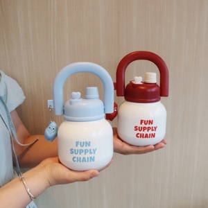 Bouteille d'eau de voyage isotherme portable en acier inoxydable 316 de 680 ml avec logo personnalisé, grande capacité, pour femmes - Product Image 2
