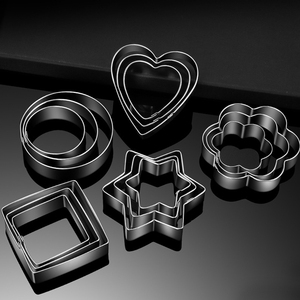 Set <span class=keywords><strong>di</strong></span> Formine per Biscotti a Cuore per <span class=keywords><strong>Natale</strong></span> e Pasqua in Acciaio Inossidabile per Bambini - Product Image 2