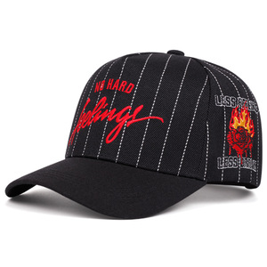 Cappellino da Baseball in Cotone a Righe Verticali con Ricamo di Lettere e Motivo Laterale a Rosa Ardente, Unisex, per Uso Casual all'Aperto - Product Image 2