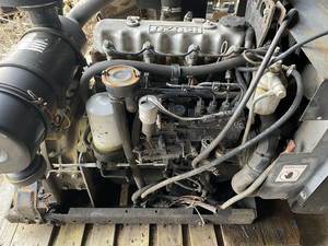 Venta directa de fábrica, motor diésel C240 usado original, excelentes condiciones de trabajo para maquinaria de ingeniería ISUZU hecha de acero - Product Image 3