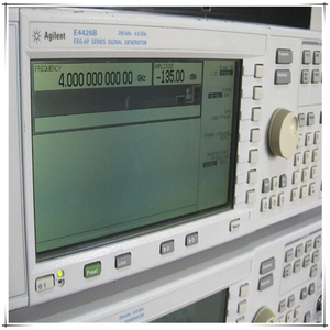 เครื่องกำเนิดสัญญาณดิจิตอล E4426B รูปแบบคลื่นซอว์ทูธ ความละเอียดแอมพลิจูด 1.0 มิลลิโวลต์ ความถี่ 0.01 เฮิรตซ์ - Product Image 4