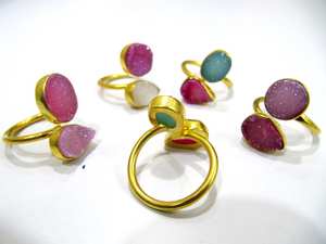 Anillos Druzy chapados en oro de primera calidad de 24 quilates, diseño de doble piedra multicolor, tamaño ajustable, 10-20mm, tamaño libre, colgantes finos, mezcla de dijes - Product Image 2