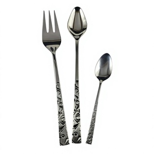Juego de cubiertos de acero inoxidable de 3 piezas, cuchara, tenedor y cuchillo, con acabado pulido espejo, diseño personalizable, apto para uso alimentario. - Product Image 1