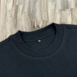 เสื้อยืดโอเวอร์ไซส์ผ้าฝ้ายคุณภาพสูง 100% เสื้อยืดแขนสั้นสีดำสำหรับผู้ชาย ทรงใหญ่สไตล์วินเทจ ตัดเย็บแบบครอป - Product Image 3