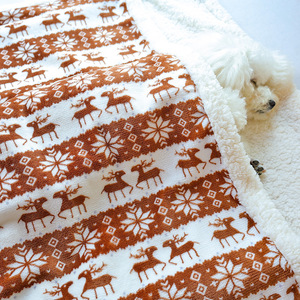 Couverture d'hiver en peluche <span class=keywords><strong>pour</strong></span> cerf Petite couette Double couverture épaissie Couverture de Noël <span class=keywords><strong>pour</strong></span> chat et <span class=keywords><strong>chien</strong></span> - Product Image 5