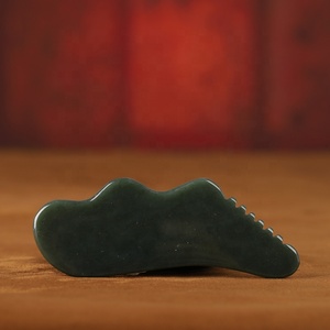 Alta Qualidade Cósmica Verde Nephrite Jade Facial Gua Sha Ferramenta Stone Sculpting Massagem para Aplicação Rosto - Product Image 3