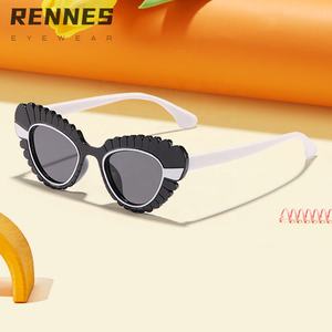 Haute qualité en plein air soleil nuances garçons et filles décalé arc-en-ciel oeil de <span class=keywords><strong>chat</strong></span> cadre plage vacances lunettes de soleil UV400 PC matériel - Product Image 4