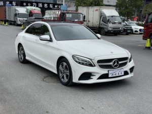 Mercedes-Benz C-Klasse 2021 C 260 L Sport Edition National VI Emissions <span class=keywords><strong>standard</strong></span> - Product Image 3