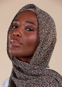 Hijab personnalisé à imprimé dégradé, petit motif floral pour femmes, quantité minimale de commande bas, associé à un sous-capuchon, adapté à la commande personnelle et en gros - Product Image 2