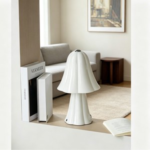 French Style Creamy Decorative Table <b>Lamp</b> Led Light Source Modern Minimalist Bedroom <b>Bedside</b> <b>Lamp</b> Living Room Study Ambient - Product Image 2